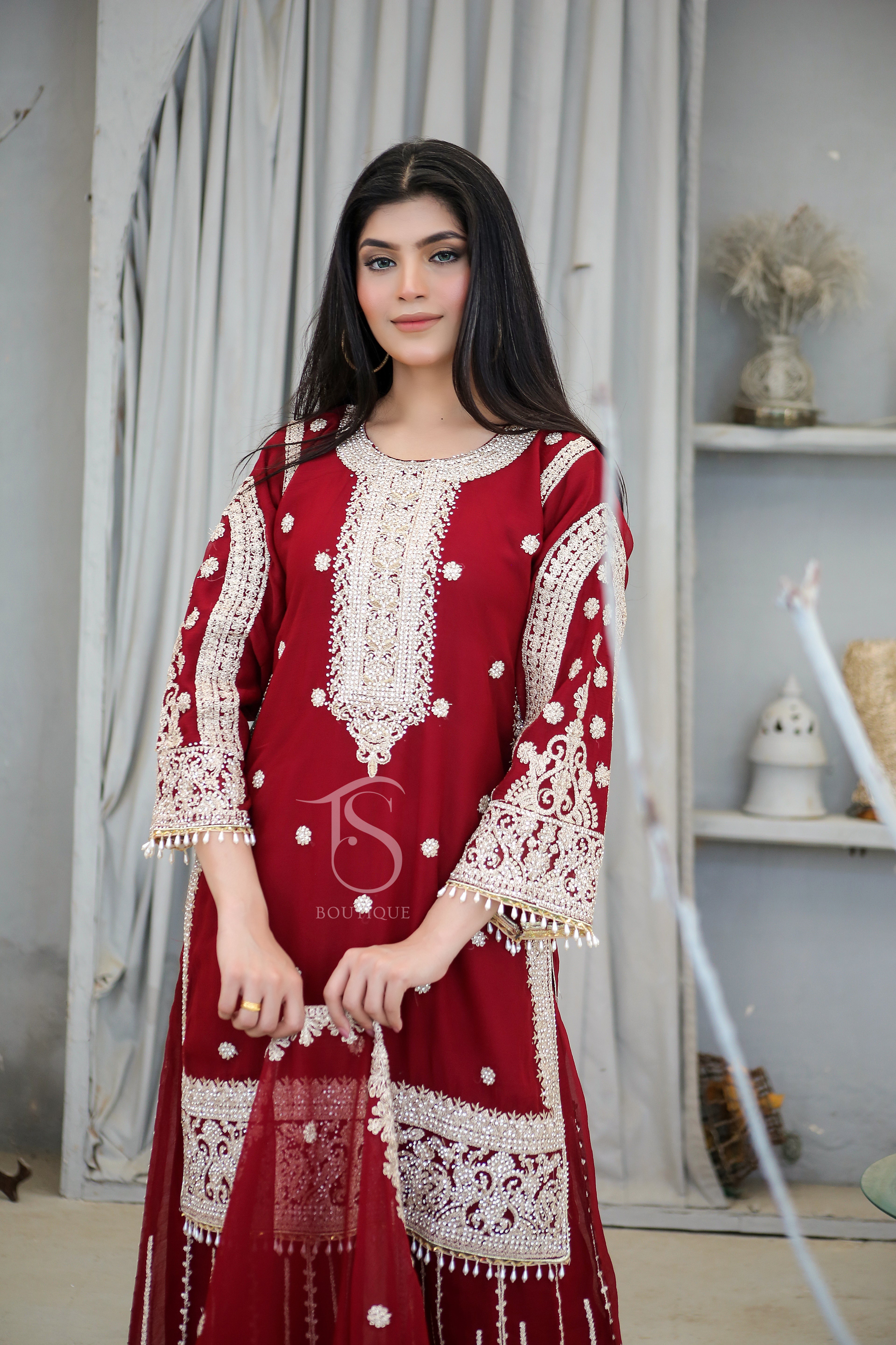 Exquisite 3-Piece Festive Ensemble – Intricate Dori Embroidery with Premium DMC Stone Accents