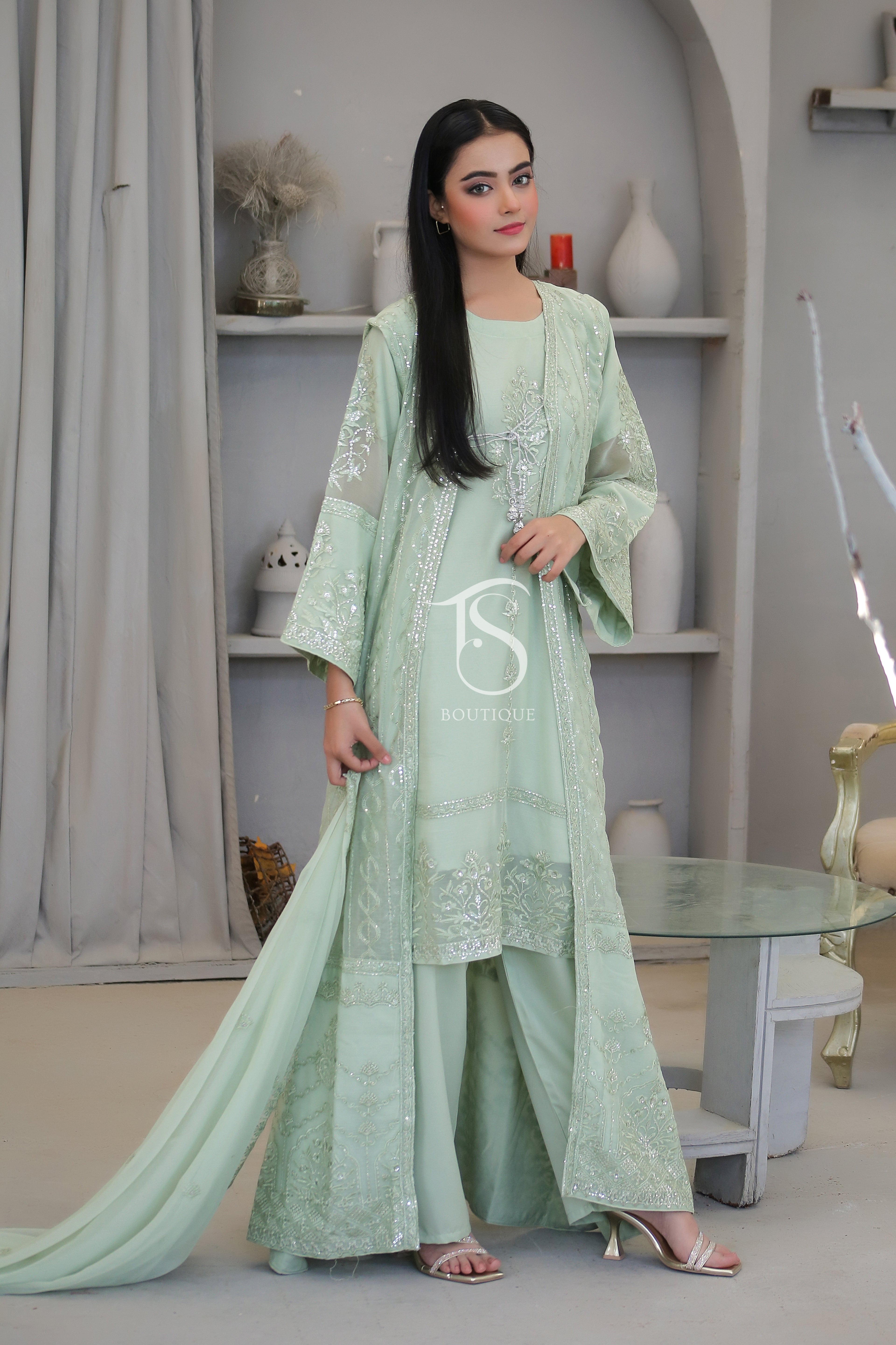 4PC Sequence Sitara Maxi | Luxury Floor Length Bridal & Wedding Gown