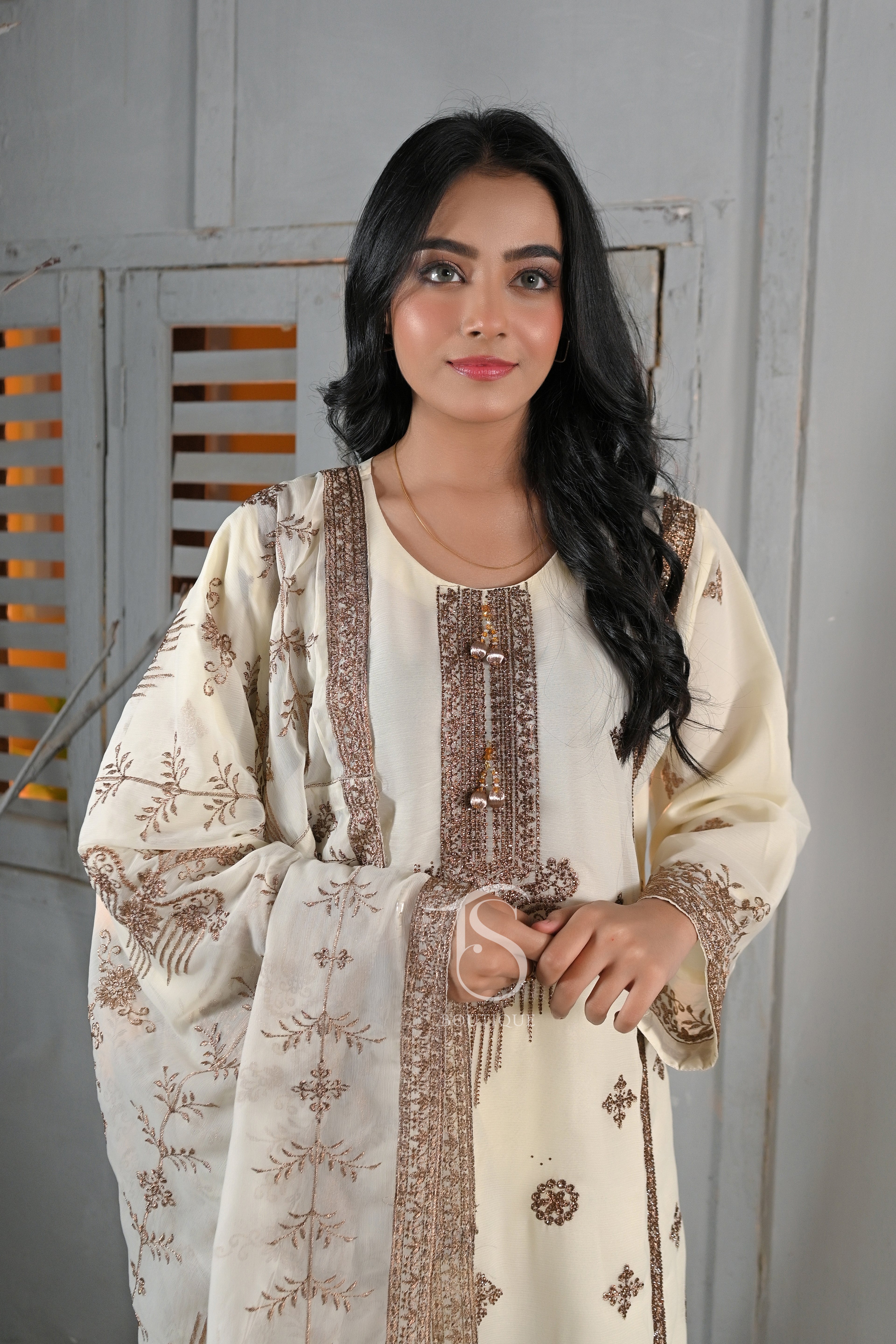 3PC Golden Zari & Stone Work Suit | Luxury Wedding Wear Ensemble